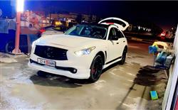 ئینفینیتی FX